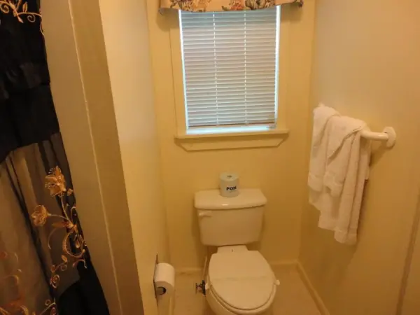 Theater Motel 6